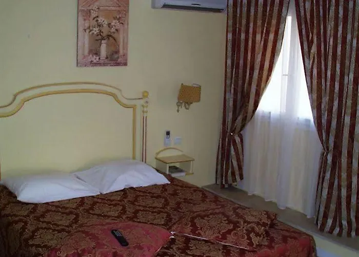 La Petite Sirene Hotel