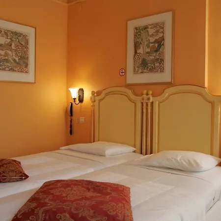 La Petite Sirene Nizza