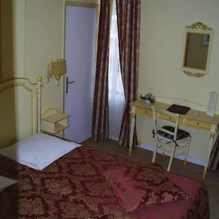 La Petite Sirene Hotel Niza