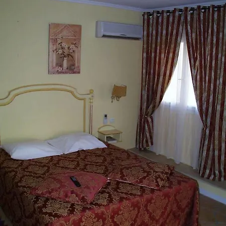 La Petite Sirene Hotel